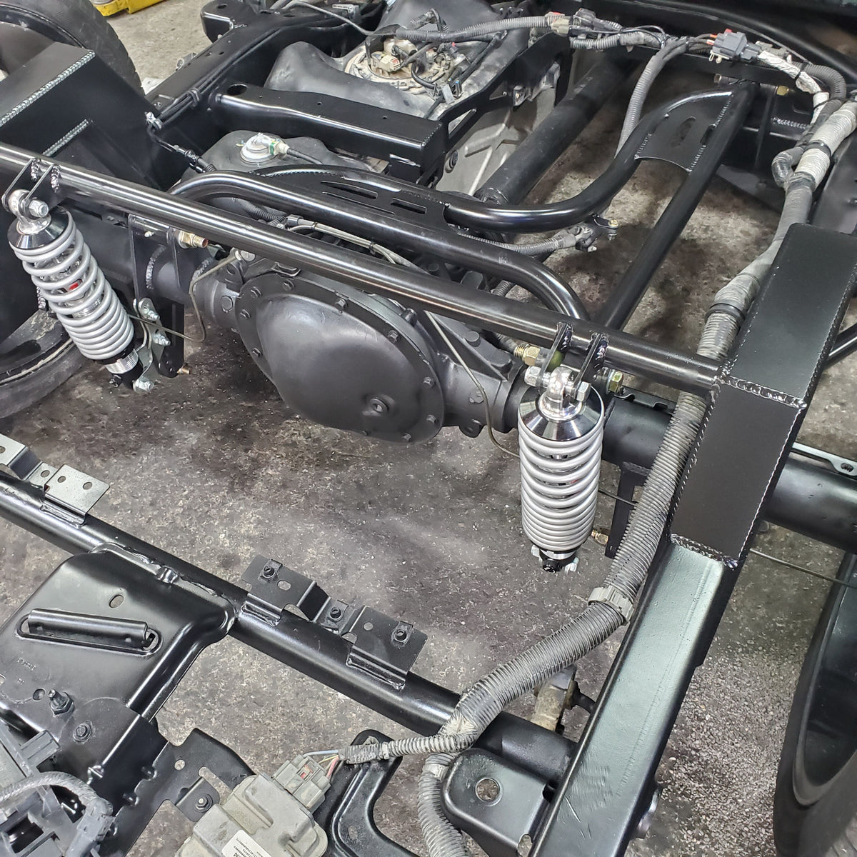 2019-2024 Silverado Rear Coil Over Kit 3 Link Wisbone Suspension Big Billet Wheels 2wd Crew Cab - Reklez Suspension Works