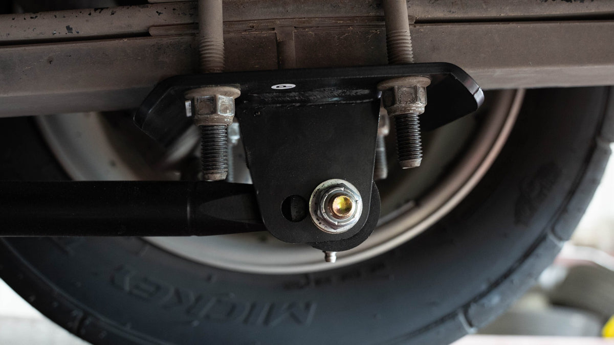 2015-PRESENT F-150 2WD/4WD FITS ALL CABS PERFORMANCE TRACTION BAR KIT (LOWERED APPLICATION ONLY) by IHC Suspension – product 