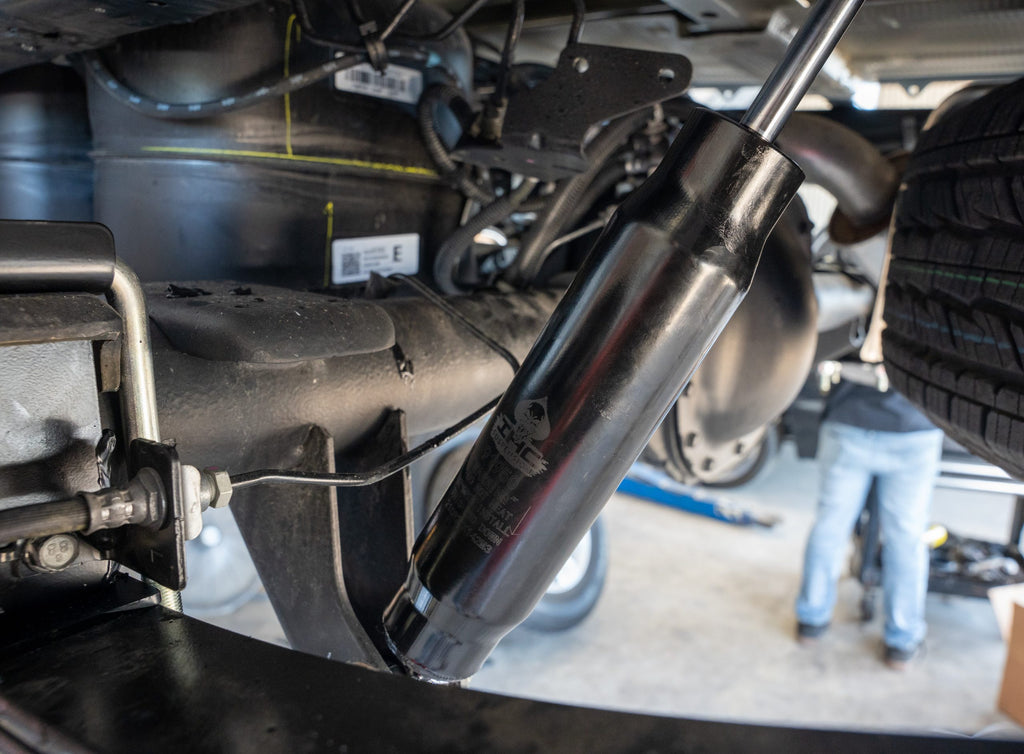 2019-PRESENT GM1500 4/6 LOWERING KIT W/ HELPER BAGS (SINGLE CAB) by IHC Suspension – product detail 5