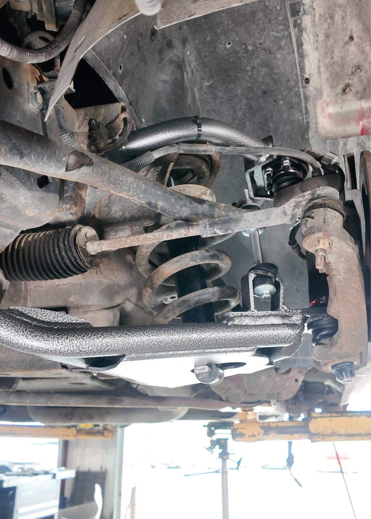 1999-2006 (2007 CLASSIC) GM  5″ LOWERING CONTROL ARMS by IHC Suspension – product detail 2