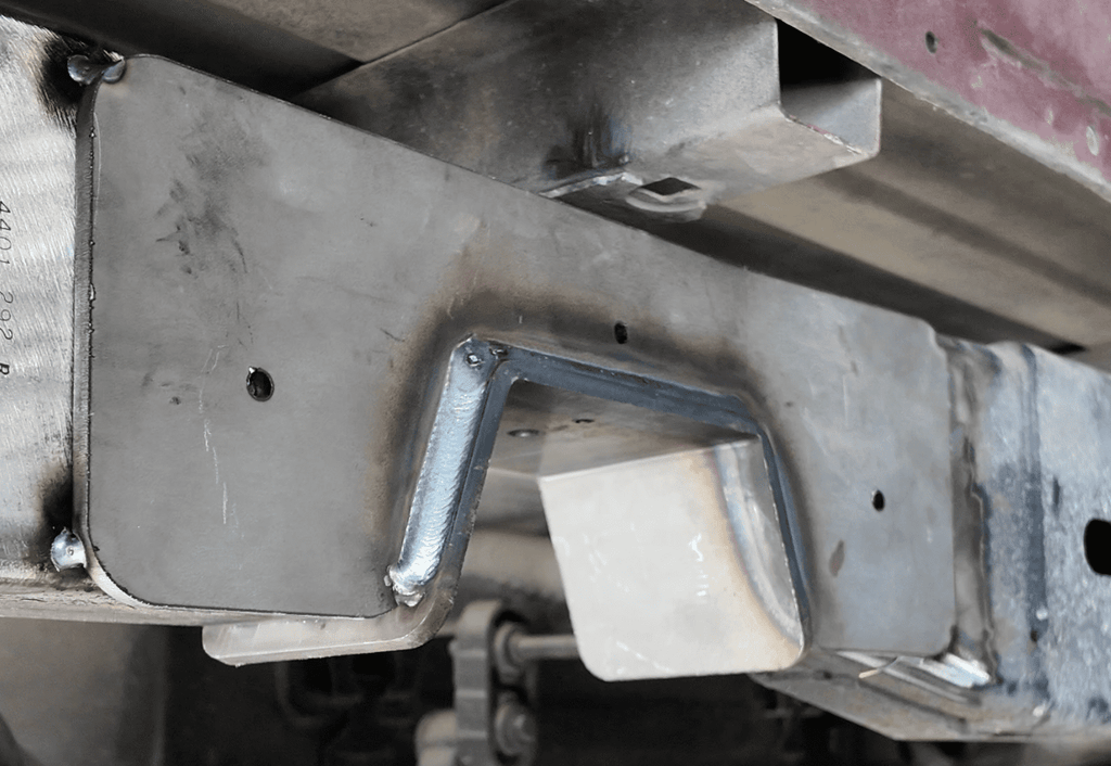 1999-2006 (2007 CLASSIC) GM 2WD 5/7 LOWERING KIT W/ WELD ON C-NOTCH by IHC Suspension – product detail 3